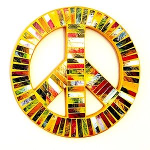 shattered glass peace sign ㋡